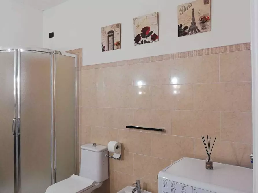 Immagine 12 di Appartamento in vendita  a Castelnuovo Magra