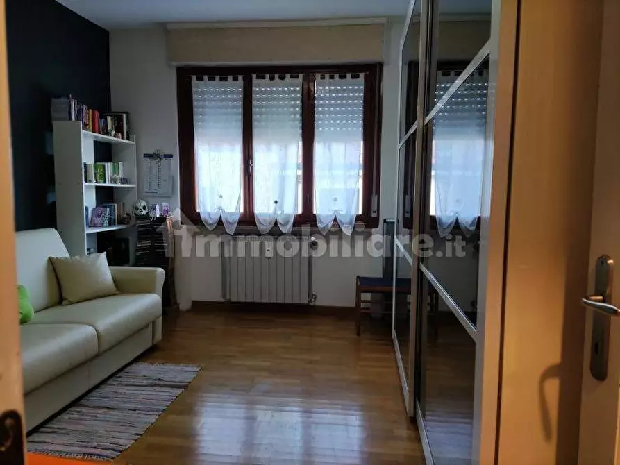 Immagine 2 di Appartamento in vendita  a Ameglia