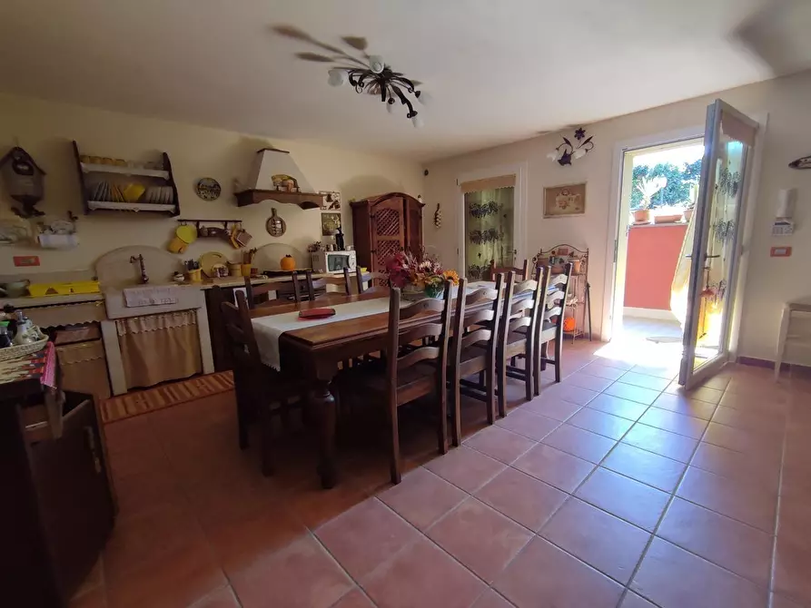 Immagine 28 di Terratetto in vendita  a Castelnuovo Magra