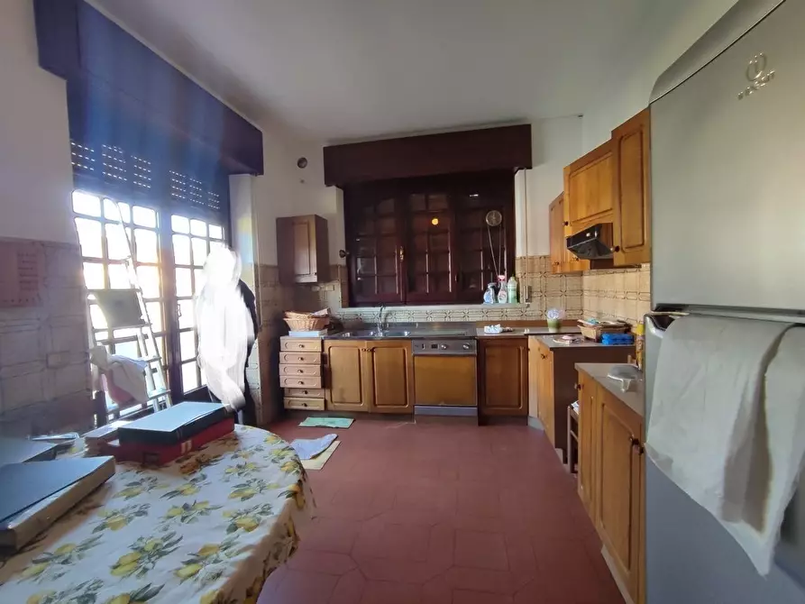 Immagine 7 di Porzione di casa in vendita  a Carrara