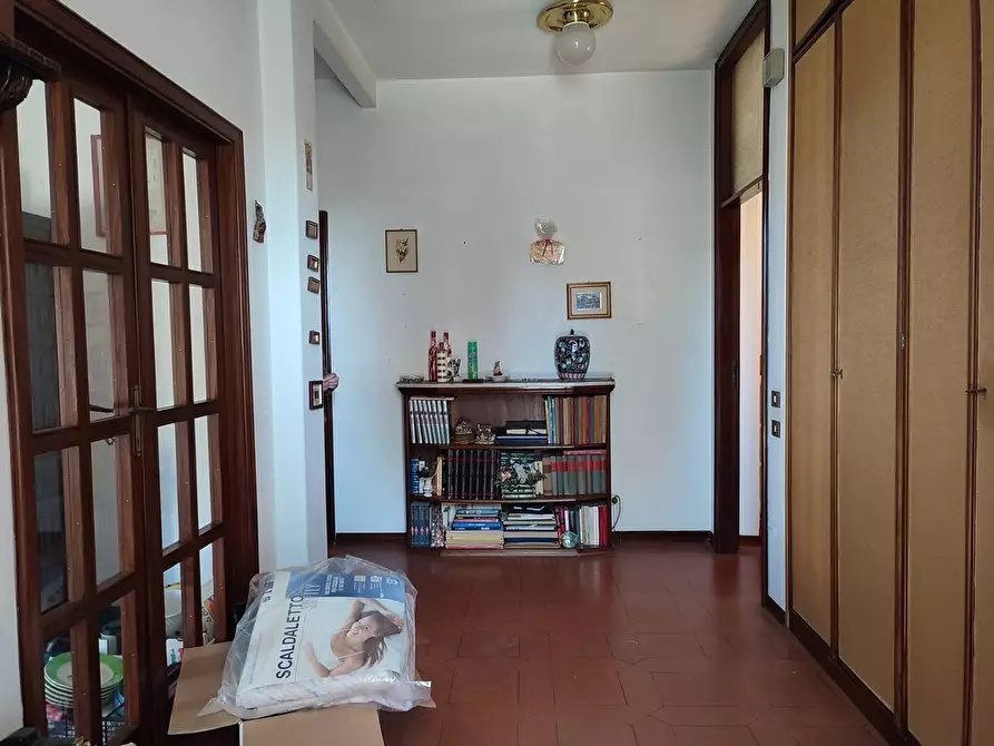 Immagine 19 di Porzione di casa in vendita  a Carrara