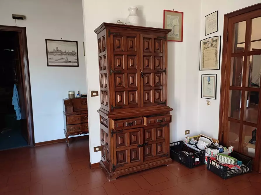 Immagine 23 di Porzione di casa in vendita  a Carrara