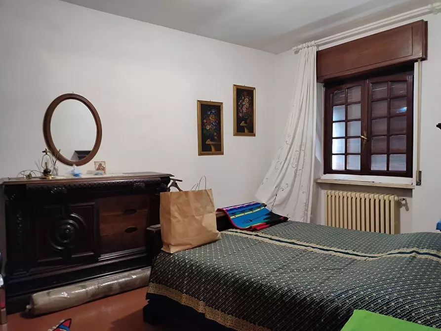 Immagine 9 di Porzione di casa in vendita  a Carrara