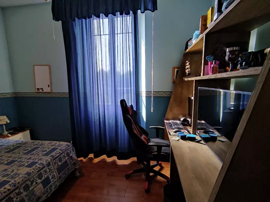 Immagine 11 di Casa semindipendente in vendita  a Carrara