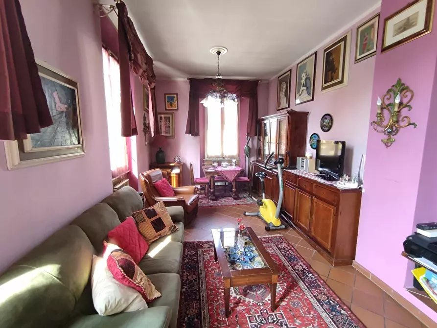 Immagine 4 di Casa semindipendente in vendita  a Carrara