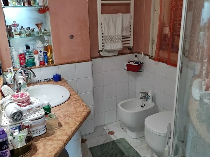 Immagine 12 di Casa semindipendente in vendita  a Carrara