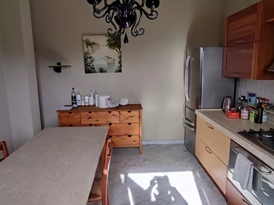 Immagine 11 di Casa indipendente in affitto  a Carrara