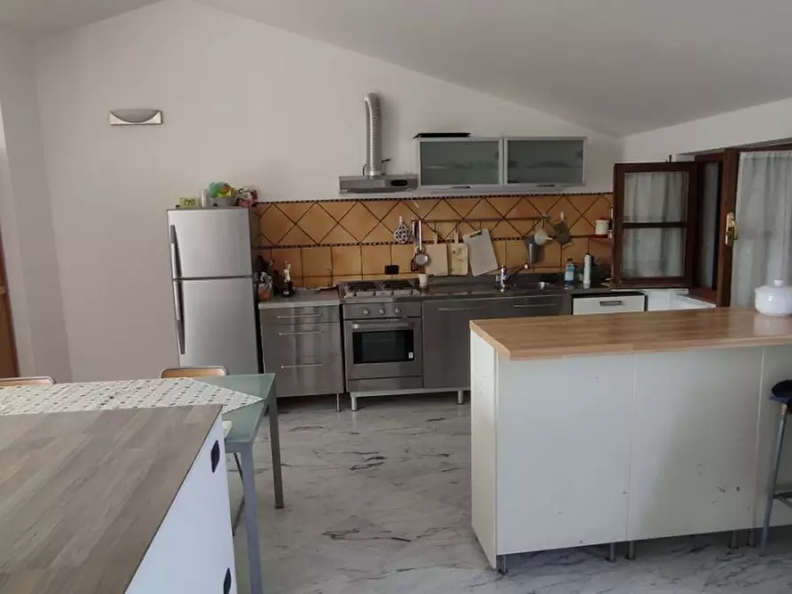 Immagine 16 di Casa indipendente in affitto  a Carrara