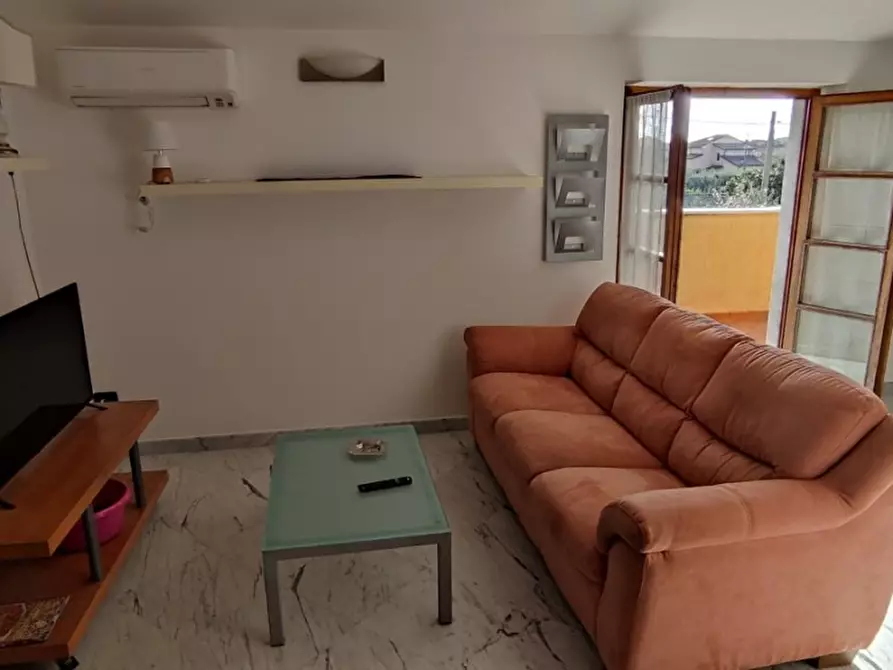 Immagine 18 di Casa indipendente in affitto  a Carrara