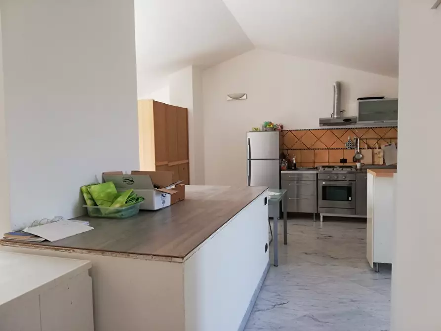 Immagine 47 di Casa indipendente in affitto  a Carrara