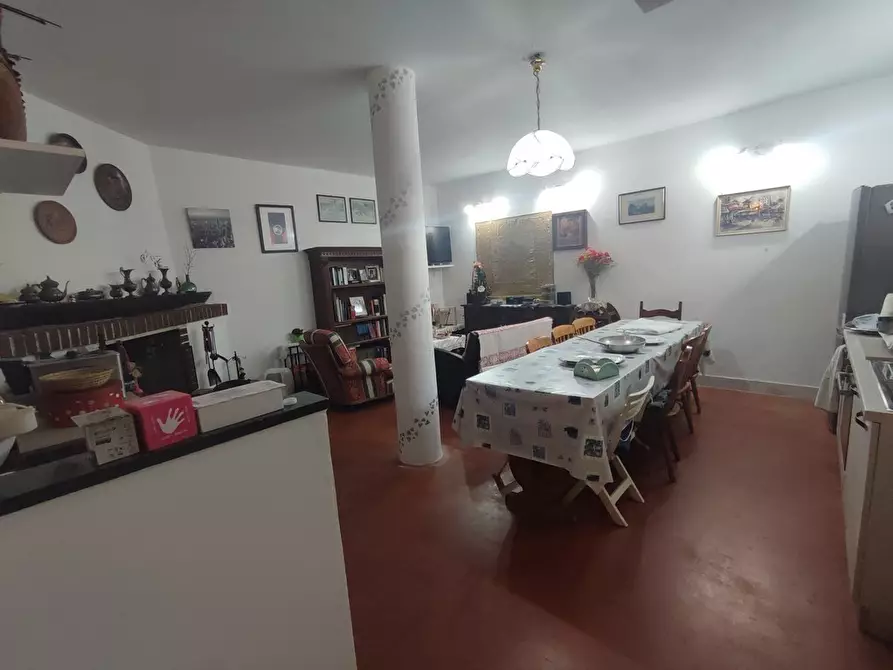 Immagine 40 di Appartamento in vendita  a Ortonovo