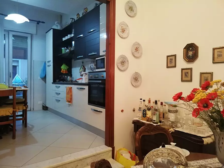 Immagine 12 di Appartamento in vendita  a Ortonovo