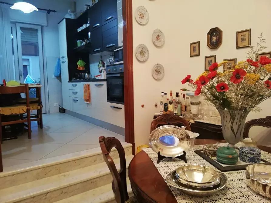 Immagine 13 di Appartamento in vendita  a Ortonovo