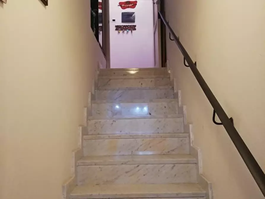 Immagine 23 di Appartamento in vendita  a Ortonovo