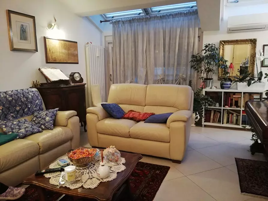 Immagine 9 di Appartamento in vendita  a Ortonovo