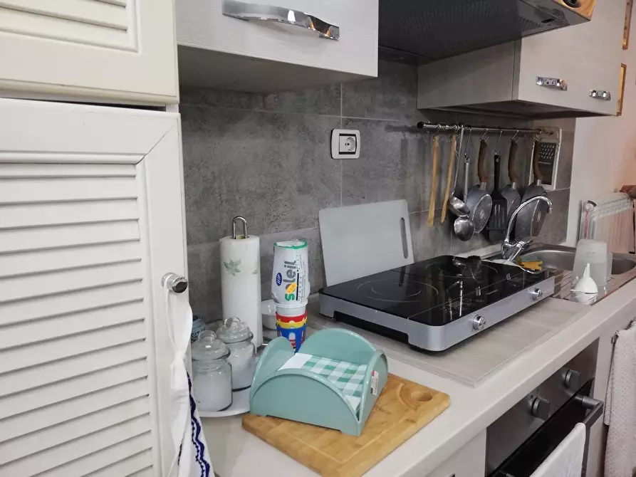 Immagine 34 di Appartamento in vendita  a Ortonovo