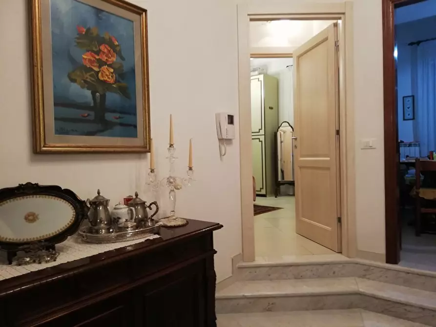 Immagine 11 di Appartamento in vendita  a Ortonovo