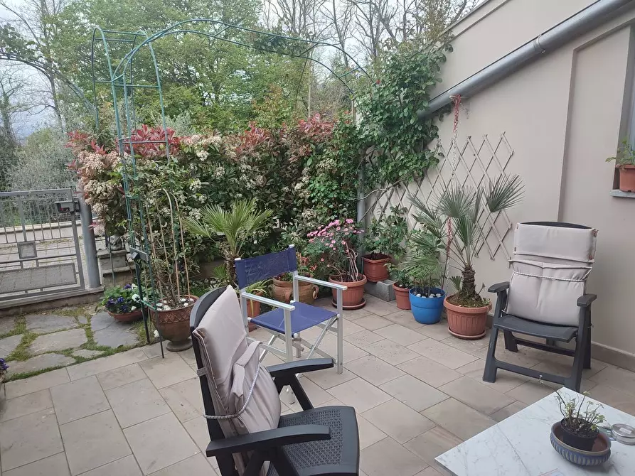 Immagine 3 di Appartamento in vendita  a Ortonovo