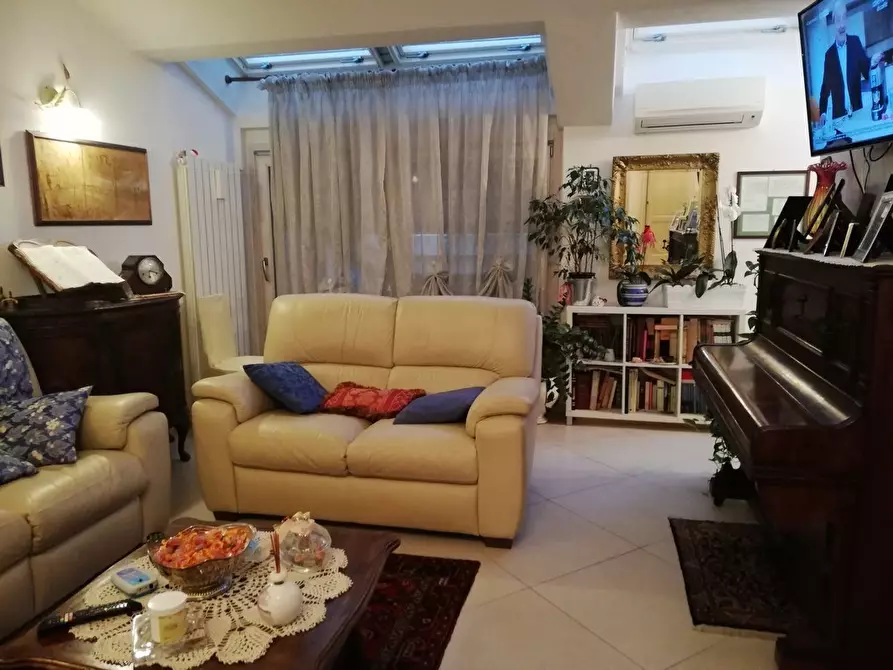 Immagine 7 di Appartamento in vendita  a Ortonovo