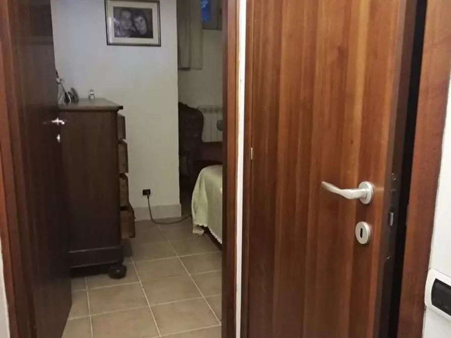 Immagine 30 di Appartamento in vendita  a Ortonovo