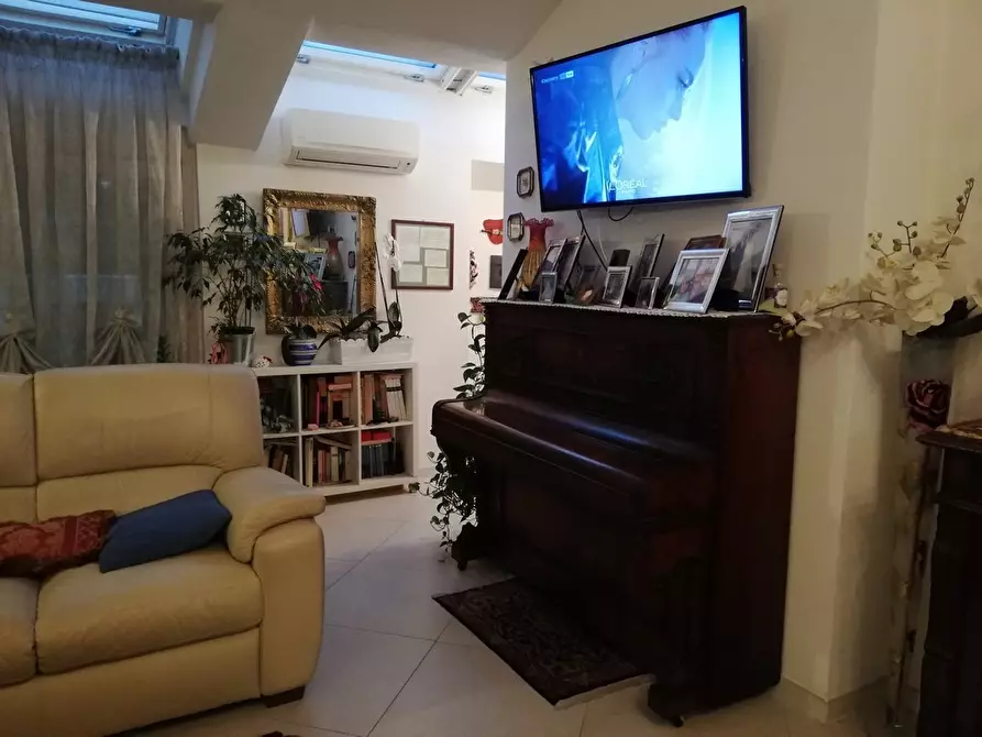 Immagine 14 di Appartamento in vendita  a Ortonovo