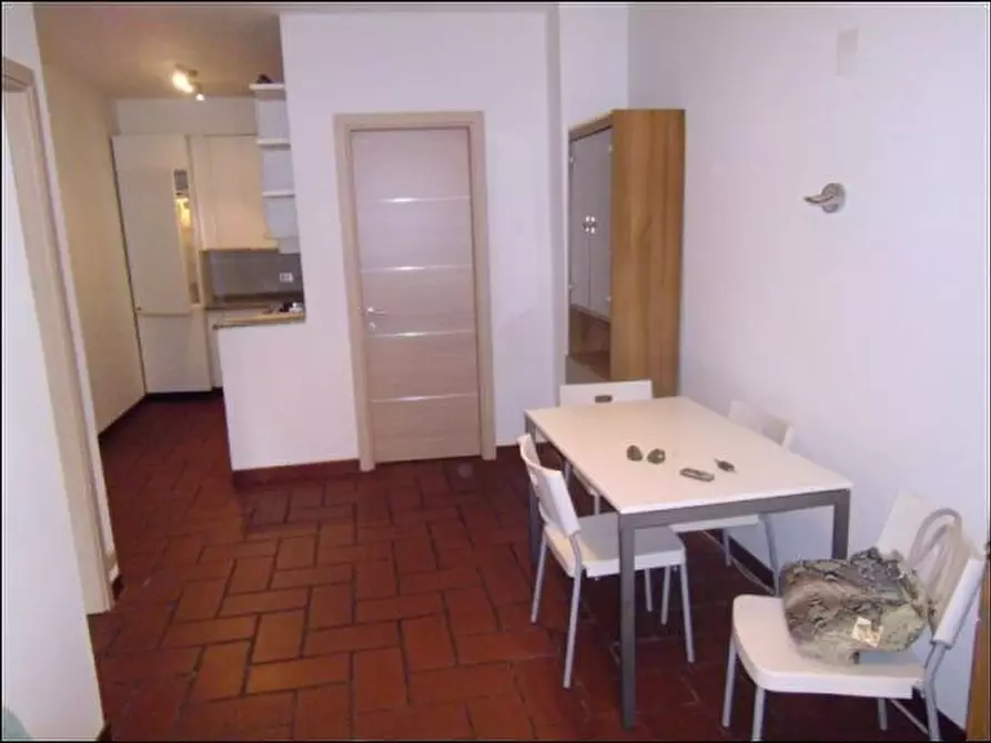 Immagine 2 di Appartamento in vendita  a Carrara