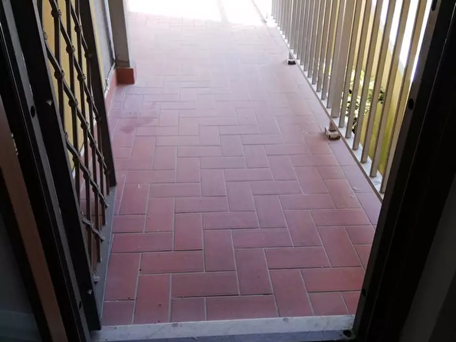 Immagine 12 di Appartamento in vendita  a Carrara