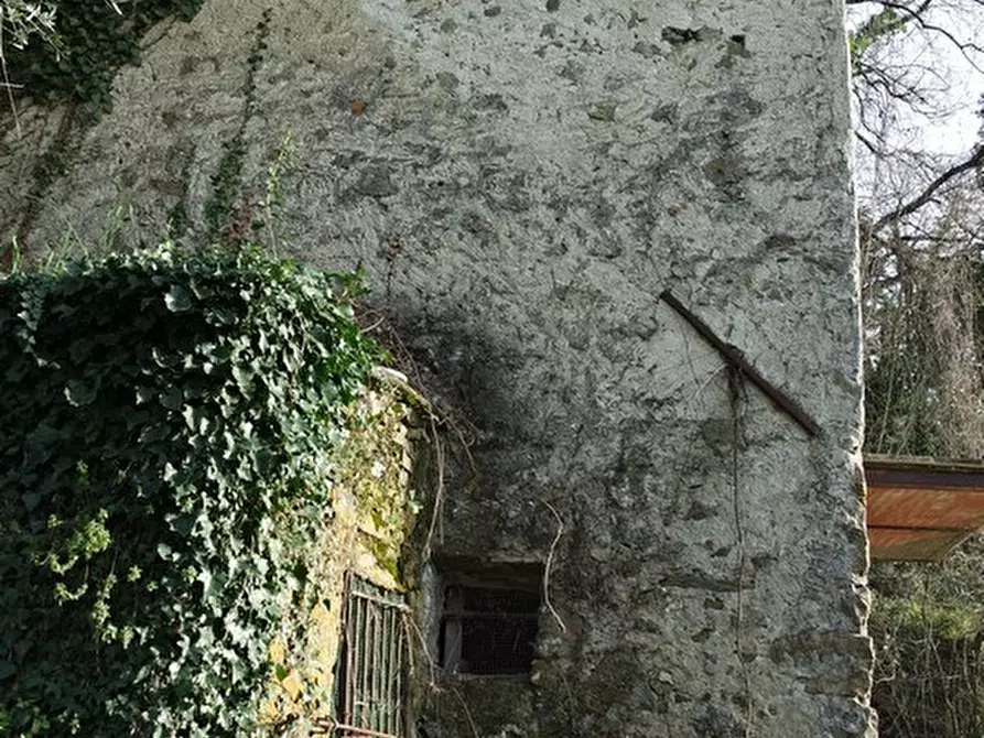 Immagine 15 di Casa indipendente in vendita  a Sarzana