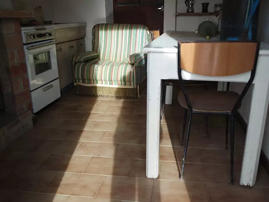 Immagine 33 di Casa indipendente in vendita  a Sarzana