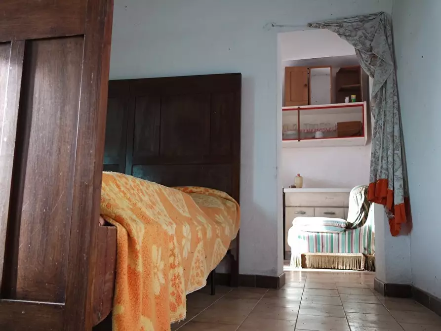 Immagine 23 di Casa indipendente in vendita  a Sarzana