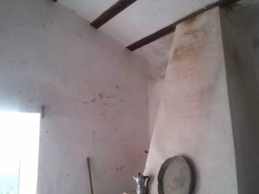 Immagine 7 di Casa indipendente in vendita  a Sarzana