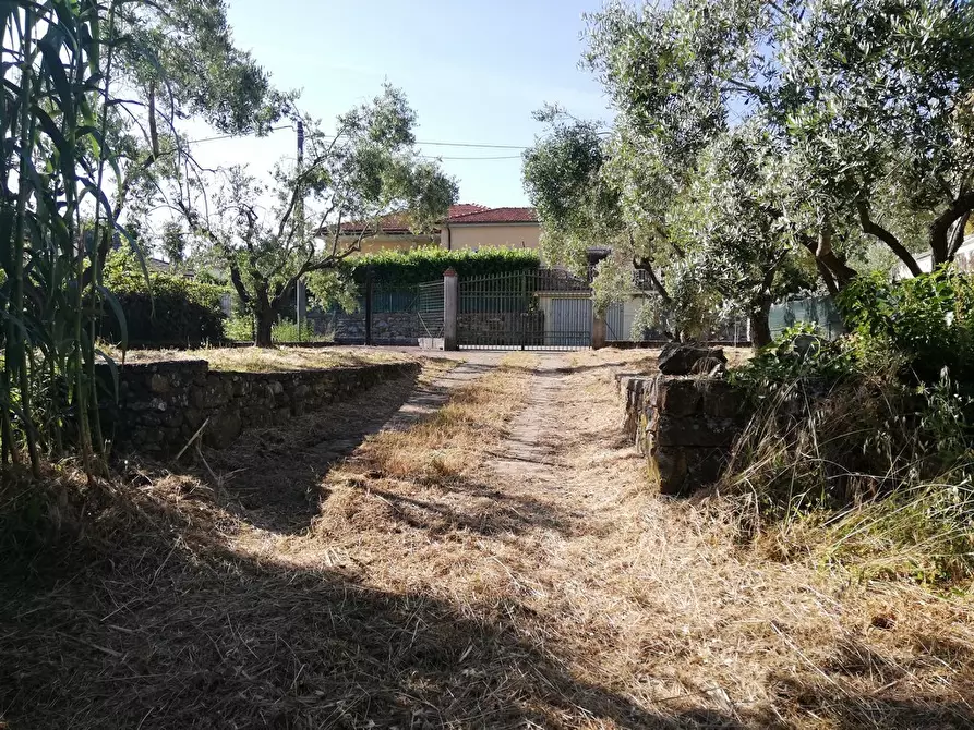Immagine 77 di Casa indipendente in vendita  a Castelnuovo Magra