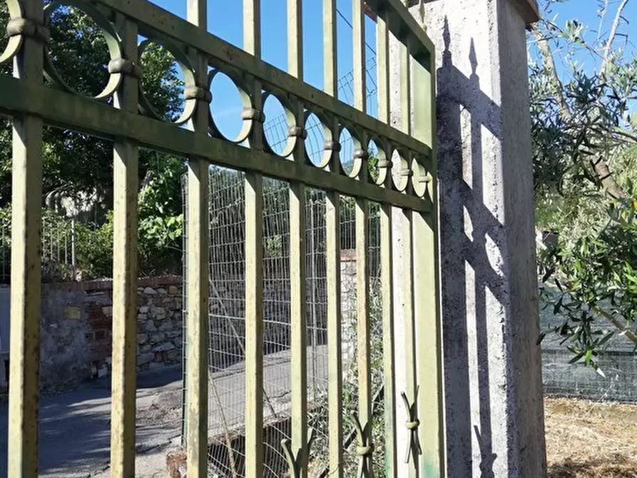 Immagine 80 di Casa indipendente in vendita  a Castelnuovo Magra