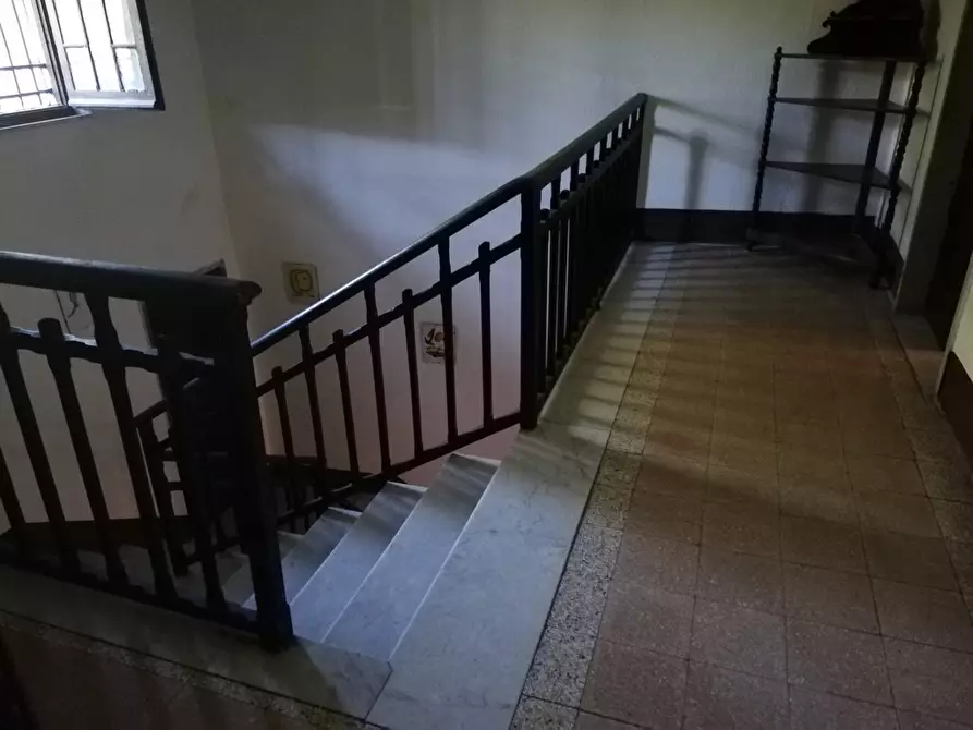 Immagine 42 di Casa indipendente in vendita  a Castelnuovo Magra