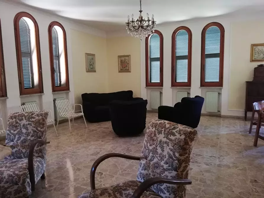 Immagine 14 di Casa indipendente in vendita  a Castelnuovo Magra