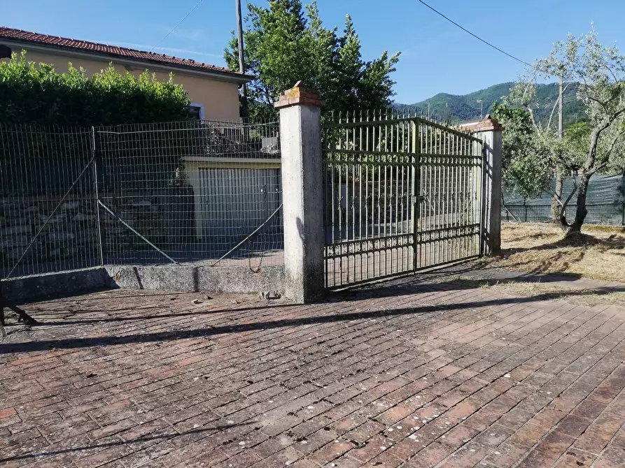 Immagine 82 di Casa indipendente in vendita  a Castelnuovo Magra
