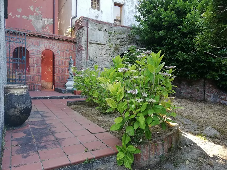 Immagine 85 di Casa indipendente in vendita  a Castelnuovo Magra