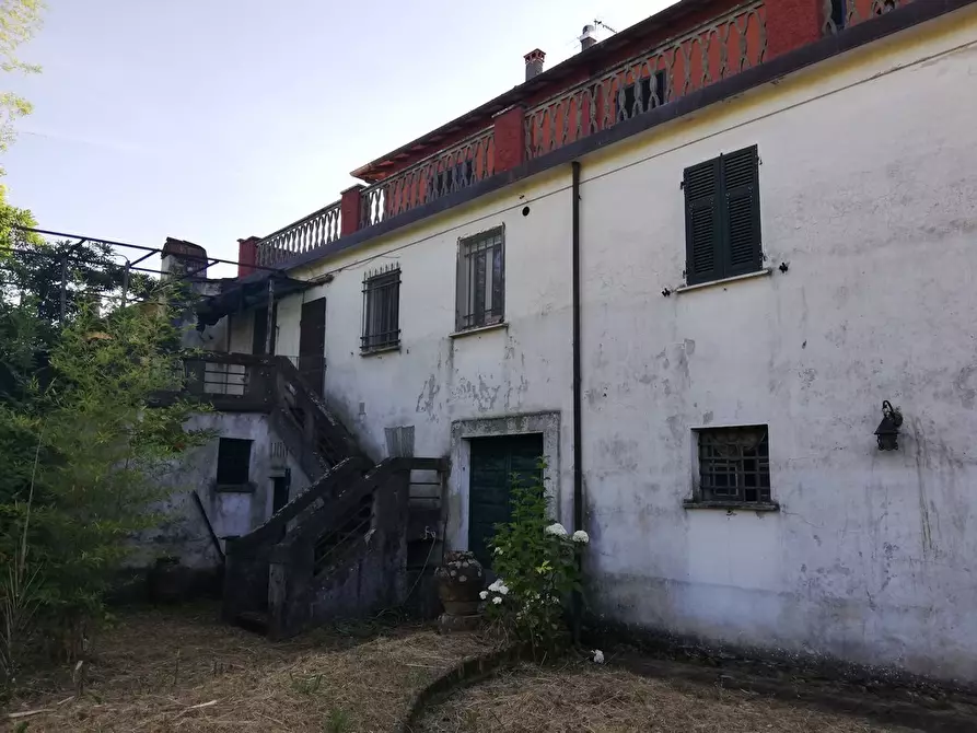 Immagine 83 di Casa indipendente in vendita  a Castelnuovo Magra