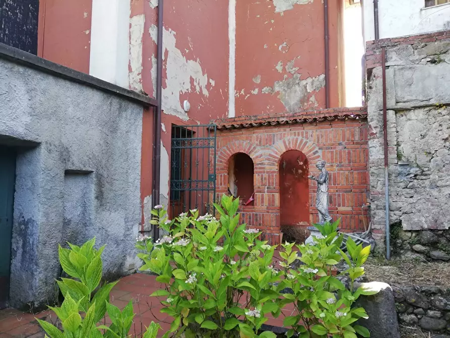 Immagine 66 di Casa indipendente in vendita  a Castelnuovo Magra