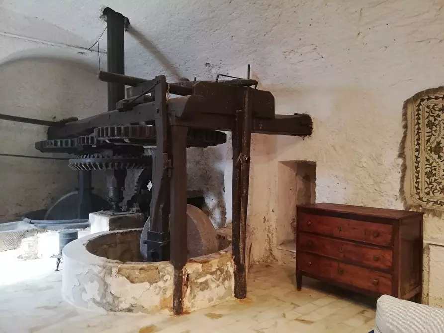 Immagine 57 di Casa indipendente in vendita  a Castelnuovo Magra