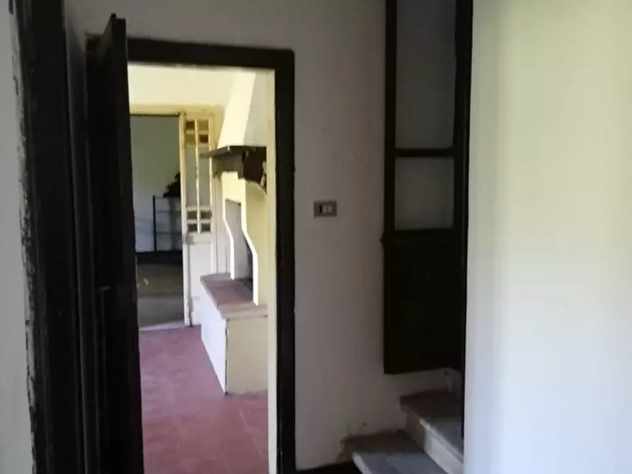 Immagine 45 di Casa indipendente in vendita  a Castelnuovo Magra