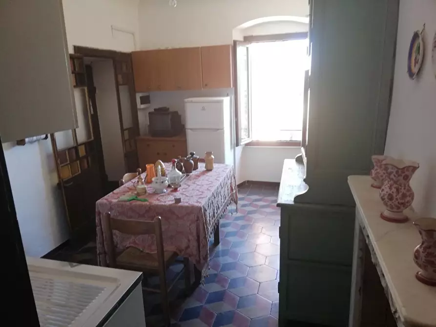 Immagine 41 di Casa indipendente in vendita  a Castelnuovo Magra
