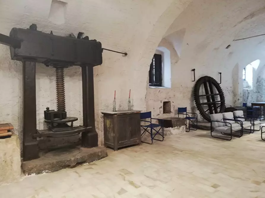 Immagine 61 di Casa indipendente in vendita  a Castelnuovo Magra