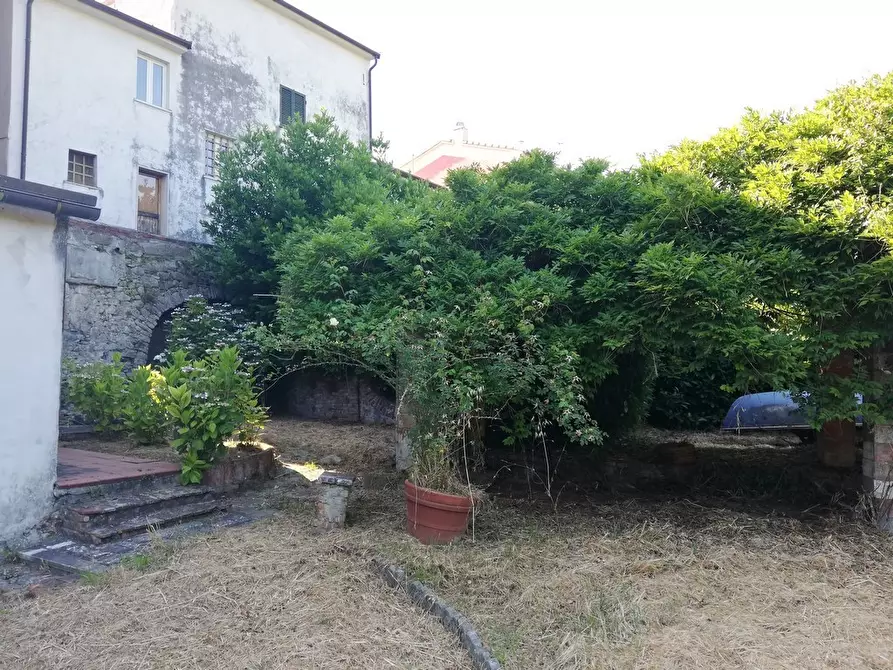 Immagine 84 di Casa indipendente in vendita  a Castelnuovo Magra