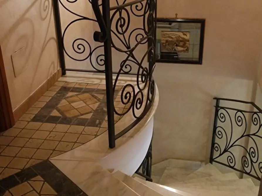 Immagine 22 di Casa semindipendente in vendita  a Ortonovo