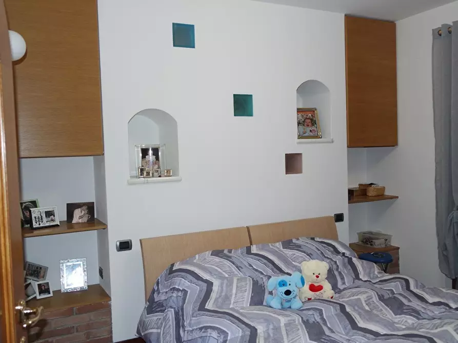 Immagine 26 di Casa semindipendente in vendita  a Ortonovo