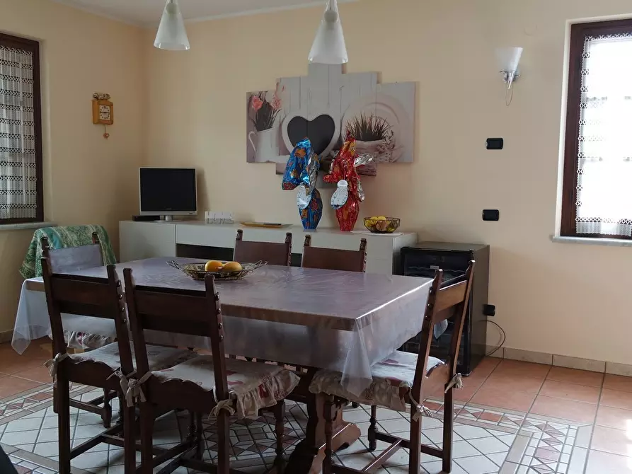 Immagine 13 di Casa semindipendente in vendita  a Ortonovo