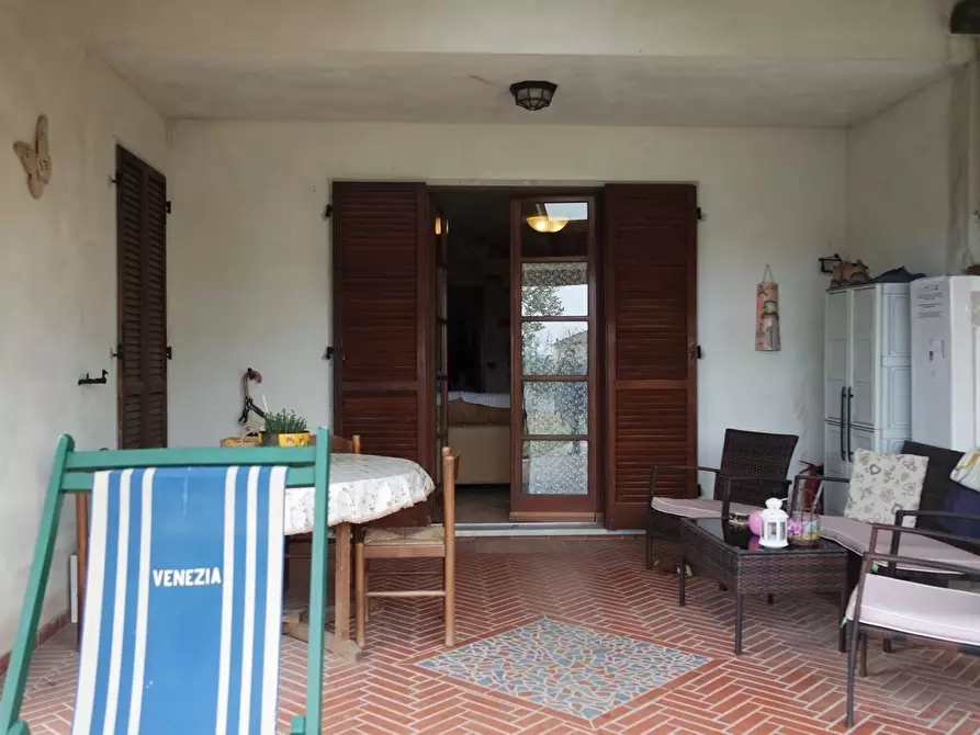 Immagine 45 di Casa semindipendente in vendita  a Ortonovo