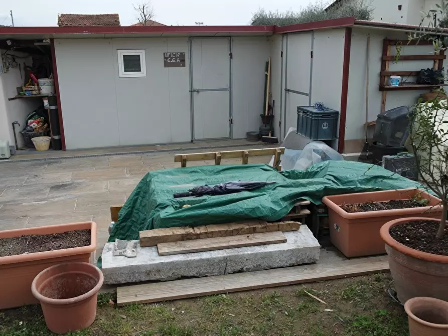 Immagine 51 di Casa semindipendente in vendita  a Ortonovo