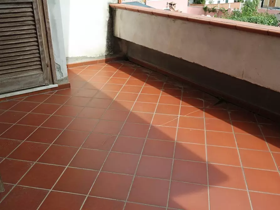 Immagine 30 di Casa semindipendente in vendita  a Ortonovo